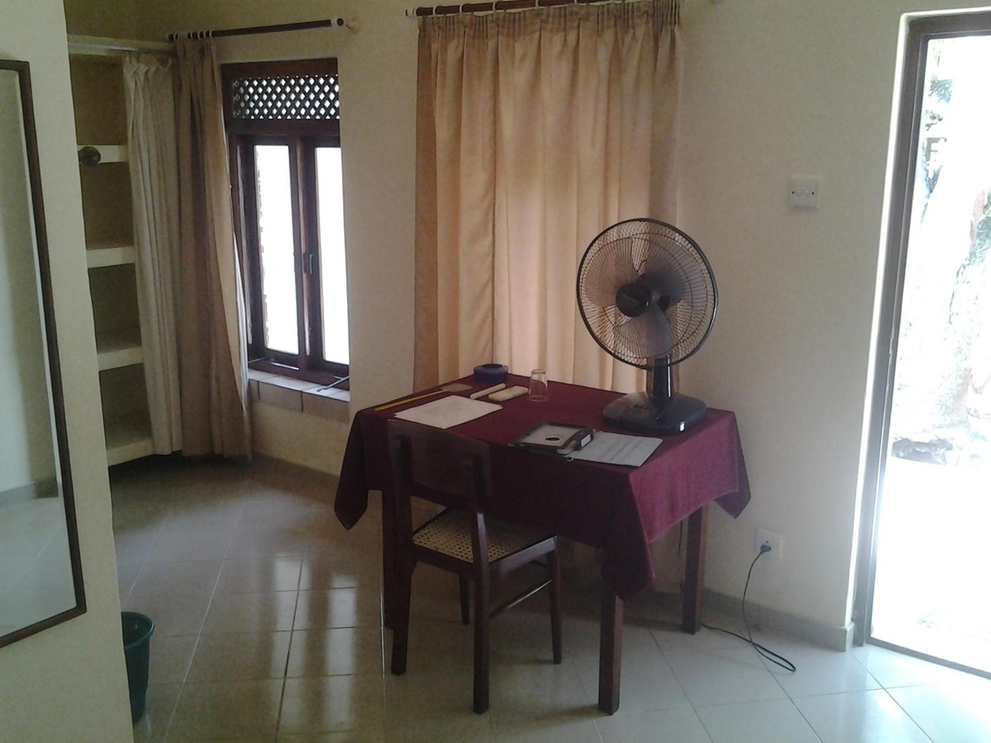 Tandem Guesthouse Hikkaduwa Room photo
